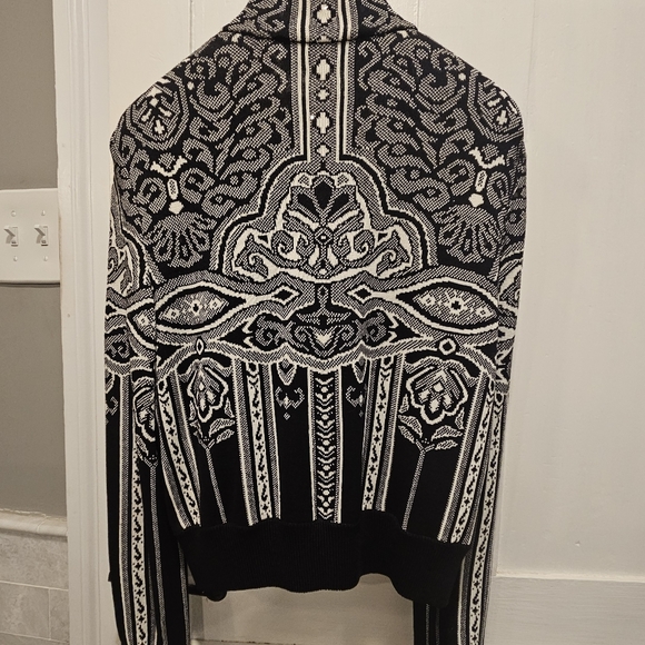 St John Collection Knit Cropped Jacket - Picture 5 of 5